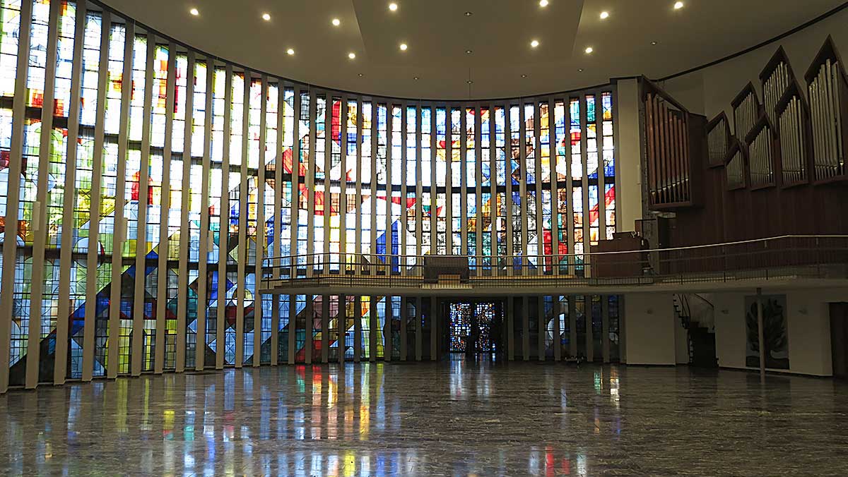 Innenansicht Michaelskirche Viernheim IDB - Sanierung Michaelskirche Viernheim